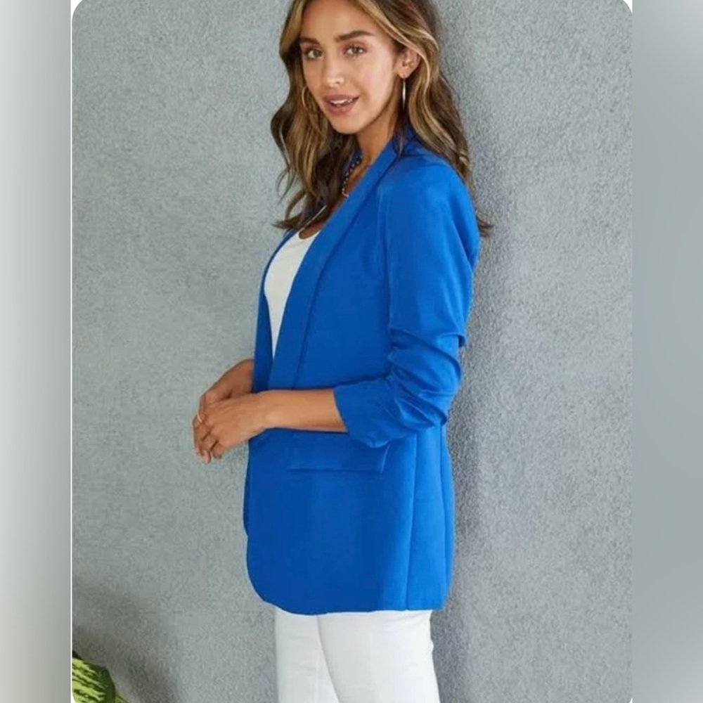 VENTI6 Ruched Sleeve Blazer